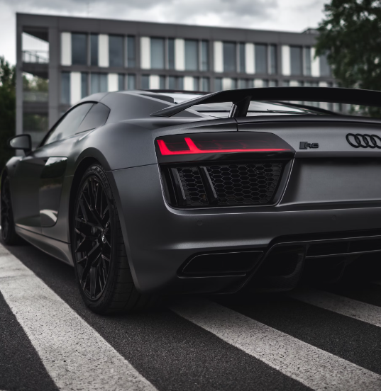 How to wax a Audi R8?