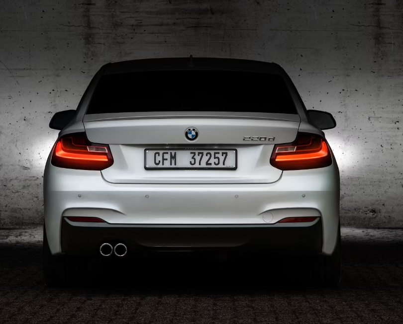 How to wax a BMW 2 Series?