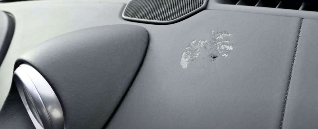 How to Remove a Scuff Mark or Scratch From Your Car Dashboard