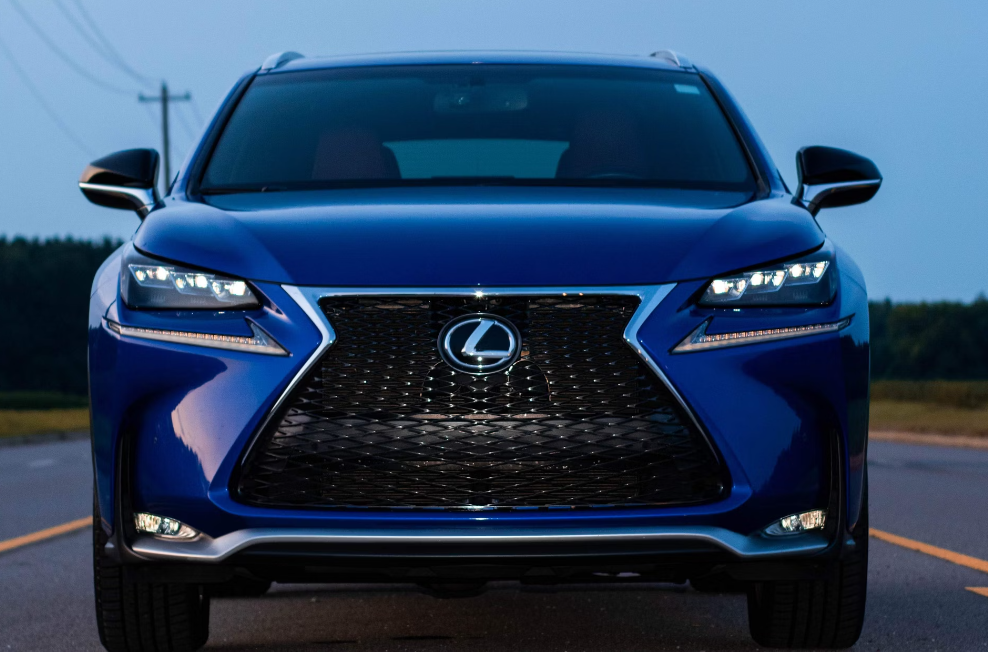 How to wash a Lexus NX?
