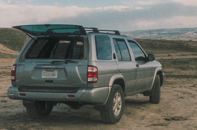 How to wax a Nissan Pathfinder?