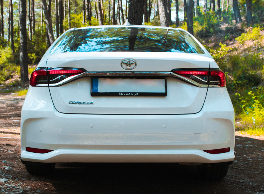 How to wash a Toyota Corolla?