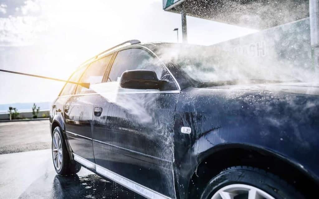 Should You Wash Your Car When It's Freezing?
