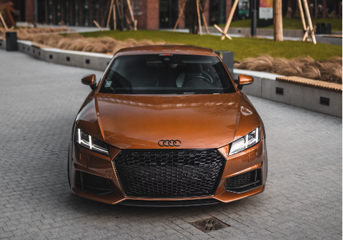 How to vacuum a Audi TT?