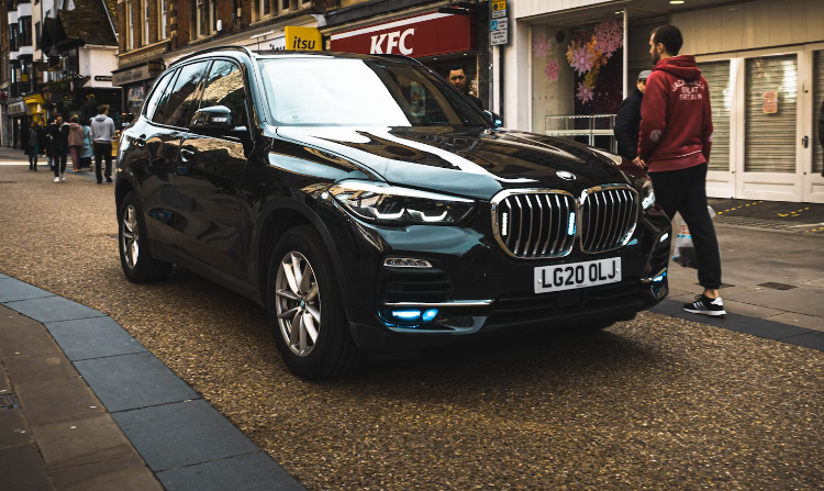 How to wash a BMW X4?