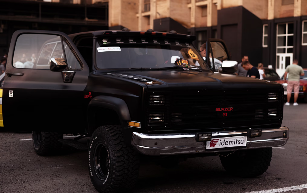 How to wash a Chevrolet Blazer?