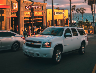 How to wax a Chevrolet Tahoe?