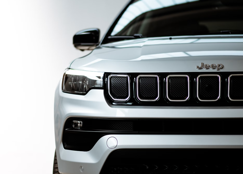 How to polish a Jeep Compass?