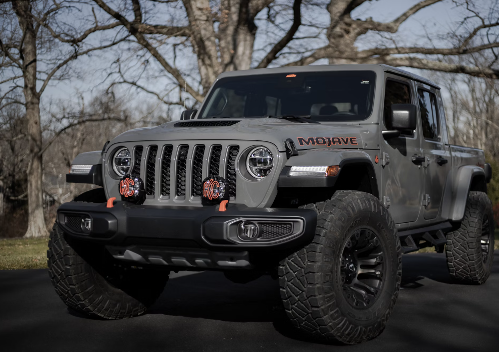 How to polish a Jeep Gladiator?