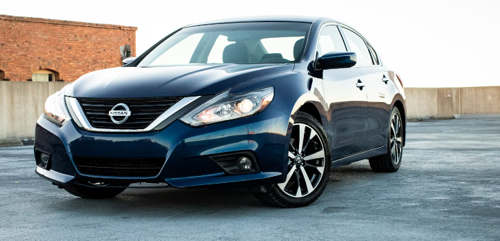 How to vacuum a Nissan Altima?