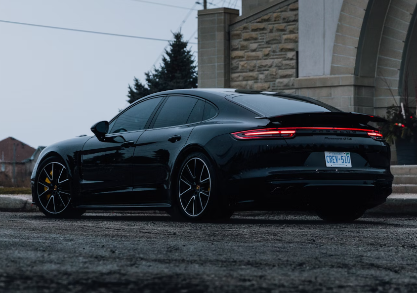 How to wash a Porsche Panamera?