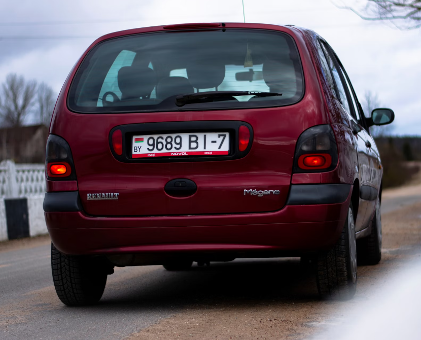 How to wax a Renault Megane?