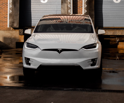 How to vacuum a Tesla Model X?