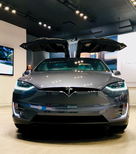 How to polish a Tesla Model X?