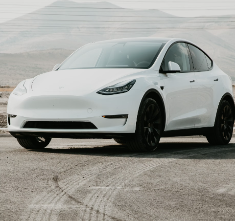 How to vacuum a Tesla Model Y?