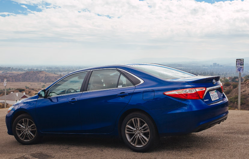 How to wax a Toyota Camry?