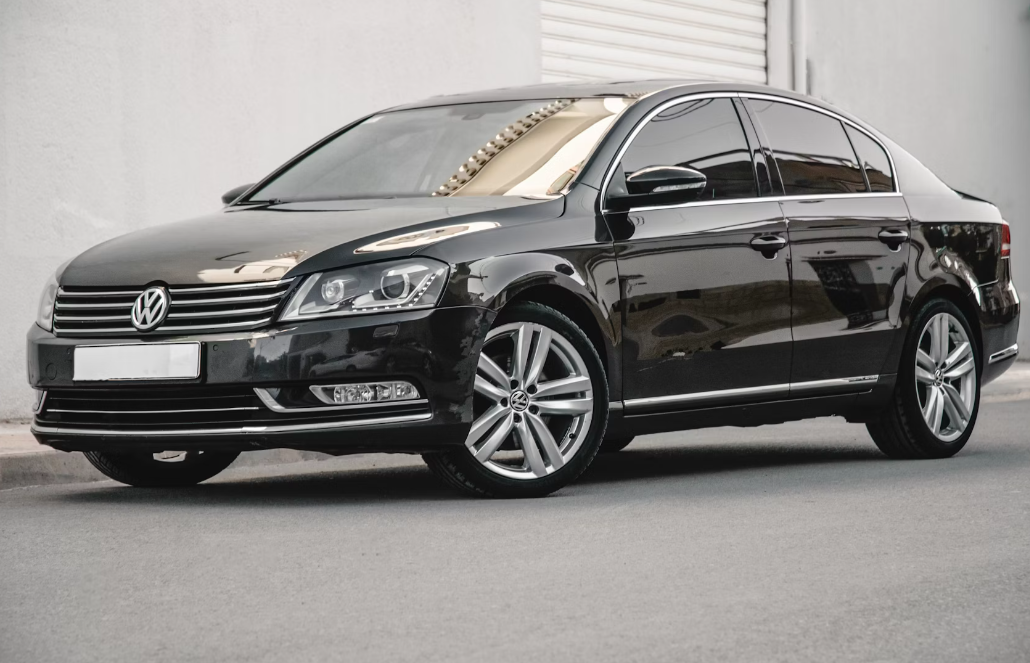 How to wax a Volkswagen Passat?