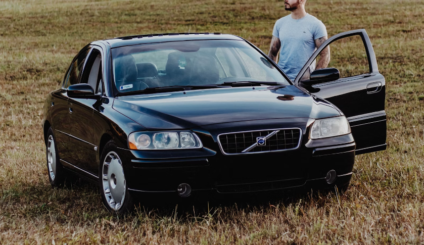 How to polish a Volvo S60?