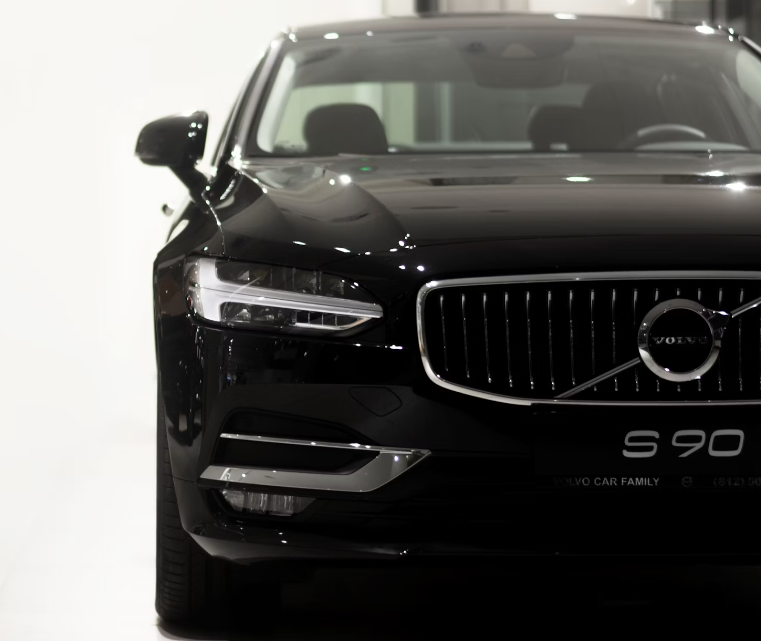 How to polish a Volvo S90?