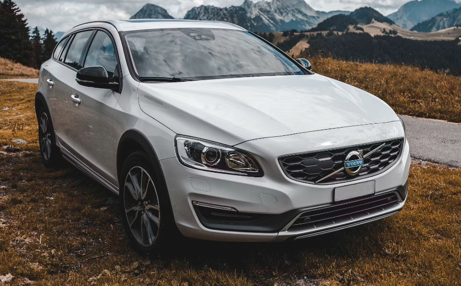 How to polish a Volvo V60?