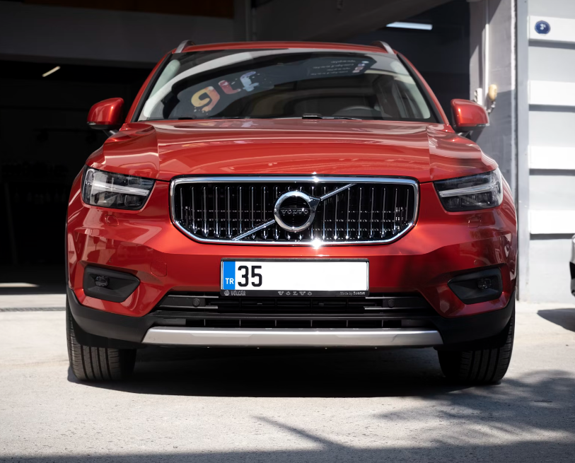 How to polish a Volvo XC40?