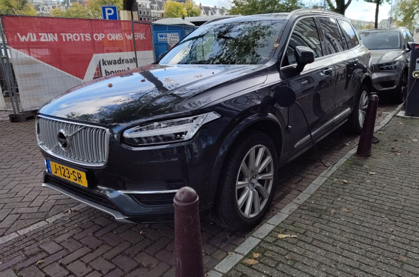 How to polish a Volvo XC90?