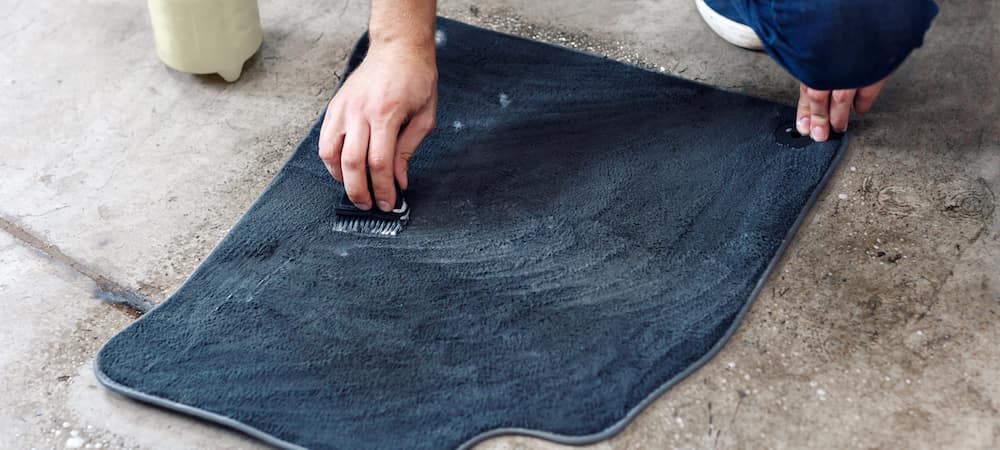 How to Clean Your Cars Floor Mats