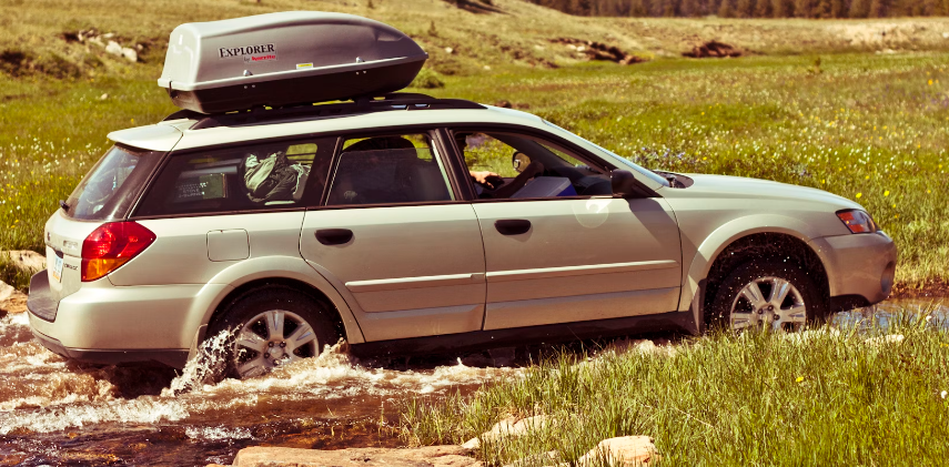 How to vacuum a Subaru Ascent?