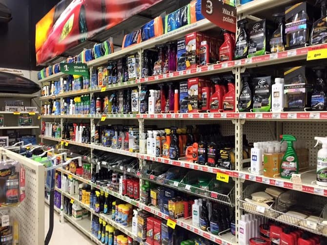 The car cleaning aisle at the local auto parts store can be an intimidating sight, especially when you have zero clue as to which car shampoo is going to work best. 